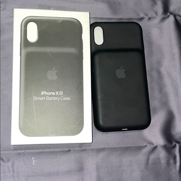 Apple iPhone XR smart battery case
